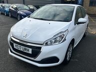 Peugeot 208 PURETECH ACTIVE 5