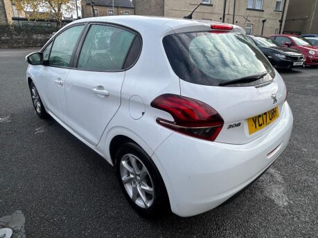 Peugeot 208 PURETECH ACTIVE 6