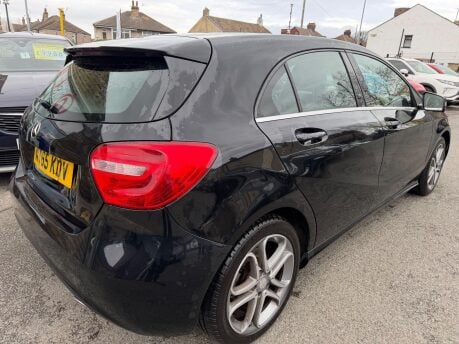 Mercedes-Benz A Class A180 CDI BLUEEFFICIENCY SPORT 10