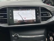 Peugeot 308 PURETECH S/S TECH EDITION 11