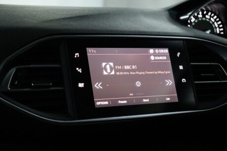 Peugeot 308 PURETECH S/S TECH EDITION 40