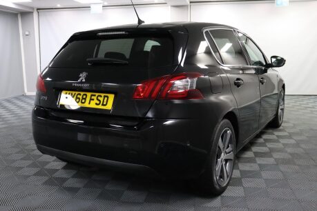 Peugeot 308 PURETECH S/S TECH EDITION 11