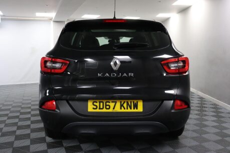 Renault Kadjar SIGNATURE NAV TCE 8