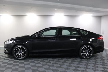 Ford Mondeo TITANIUM EDITION ECONETIC TDCI 17