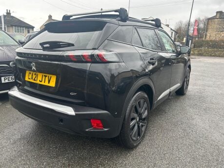 Peugeot 2008 GT 8