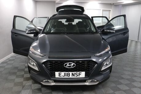 Hyundai KONA SE 7