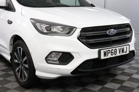 Ford Kuga ST-LINE 26