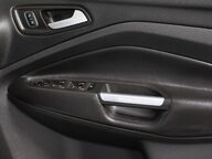 Ford Kuga ST-LINE 36