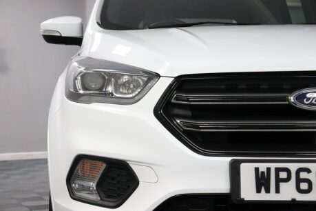 Ford Kuga ST-LINE 25