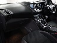 Ford Kuga ST-LINE 34