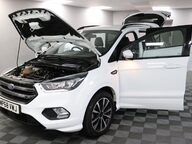 Ford Kuga ST-LINE 16