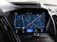 Ford Kuga ST-LINE 38