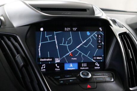 Ford Kuga ST-LINE 38