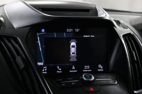 Ford Kuga ST-LINE 37