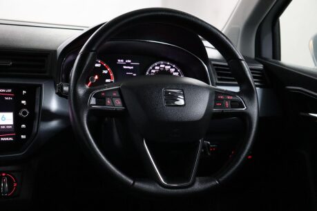 SEAT Arona TSI SE TECHNOLOGY 46