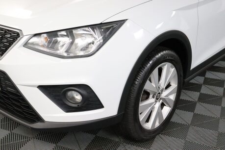 SEAT Arona TSI SE TECHNOLOGY 31