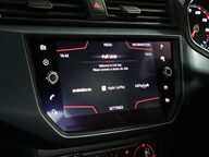 SEAT Arona TSI SE TECHNOLOGY 38