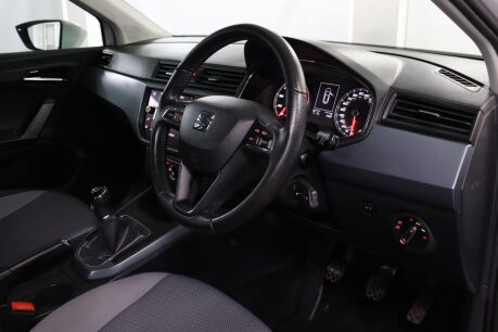 SEAT Arona TSI SE TECHNOLOGY 5