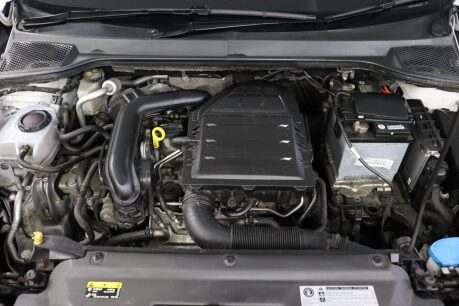 SEAT Arona TSI SE TECHNOLOGY 45