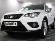 SEAT Arona TSI SE TECHNOLOGY 28