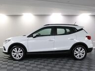 SEAT Arona TSI SE TECHNOLOGY 18