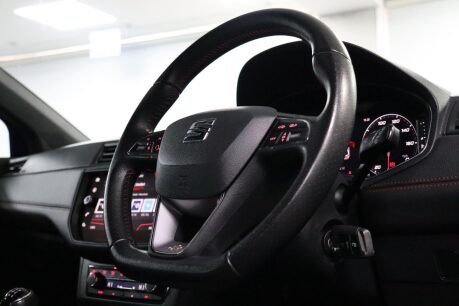 SEAT Ibiza TSI FR SPORT 12