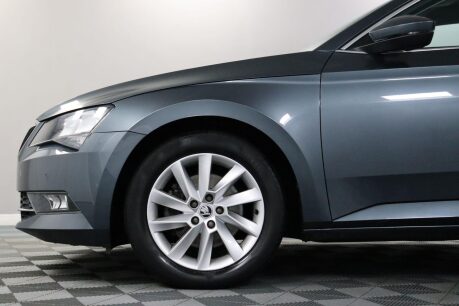 Skoda Superb SE TSI 27