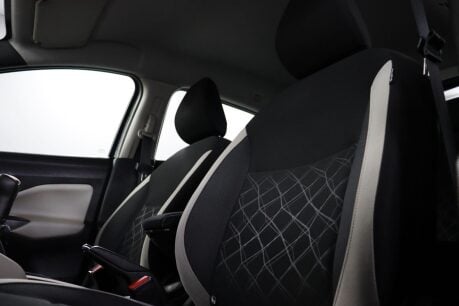 Nissan MICRA ACENTA 35