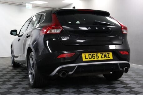Volvo V40 T2 R-DESIGN 29