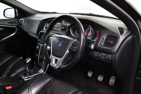 Volvo V40 T2 R-DESIGN 5