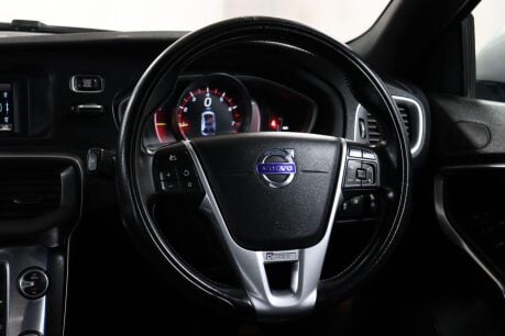 Volvo V40 T2 R-DESIGN 43