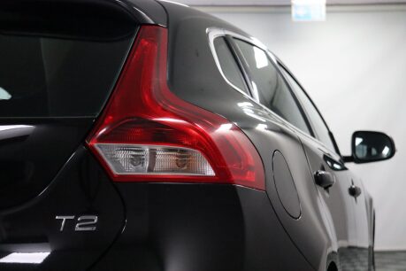 Volvo V40 T2 R-DESIGN 23