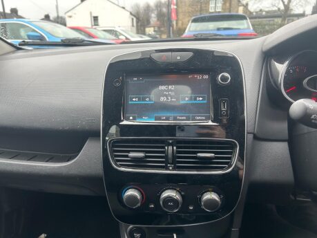 Renault Clio DYNAMIQUE NAV 8
