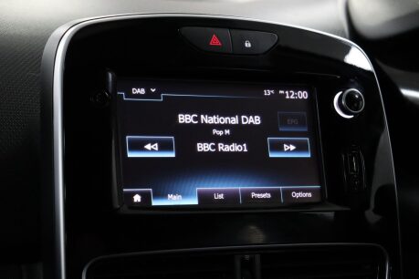 Renault Clio DYNAMIQUE NAV 38