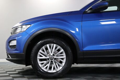 Volkswagen T-Roc S TSI 27