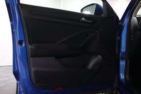 Volkswagen T-Roc S TSI 41