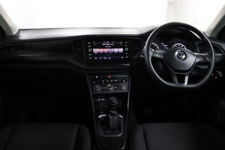 Volkswagen T-Roc S TSI 38