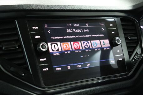 Volkswagen T-Roc S TSI 37