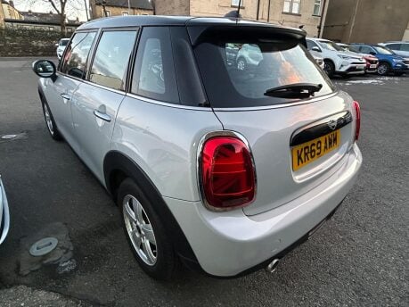 Mini Hatch COOPER CLASSIC 6