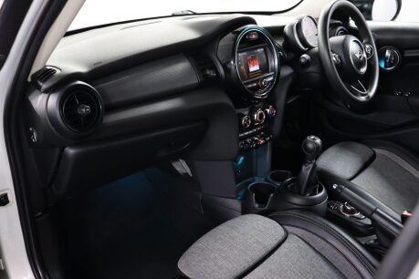 Mini Hatch COOPER CLASSIC 34