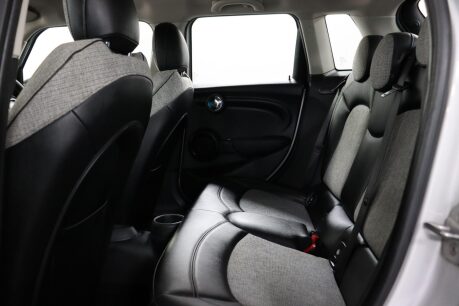 Mini Hatch COOPER CLASSIC 40