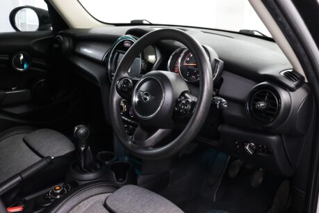 Mini Hatch COOPER CLASSIC 5