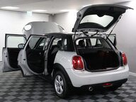 Mini Hatch COOPER CLASSIC 21