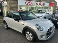 Mini Hatch COOPER CLASSIC 1
