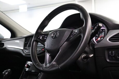 Vauxhall Astra SRI NAV 12