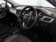 Vauxhall Astra SRI NAV 5