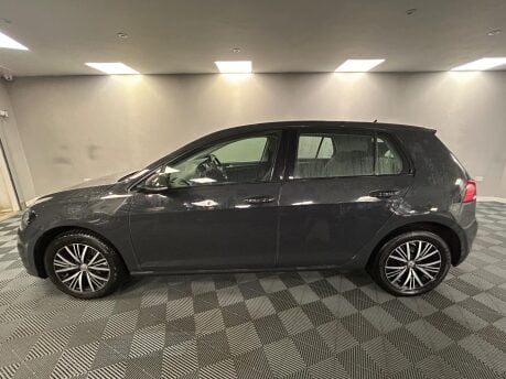 Volkswagen Golf SE NAVIGATION TDI 7
