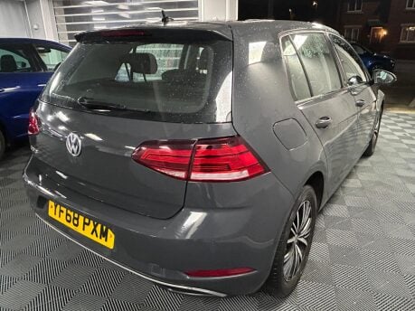 Volkswagen Golf SE NAVIGATION TDI 23