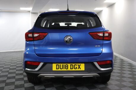MG ZS EXCITE 8