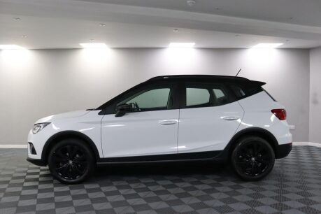 SEAT Arona TSI SE 18